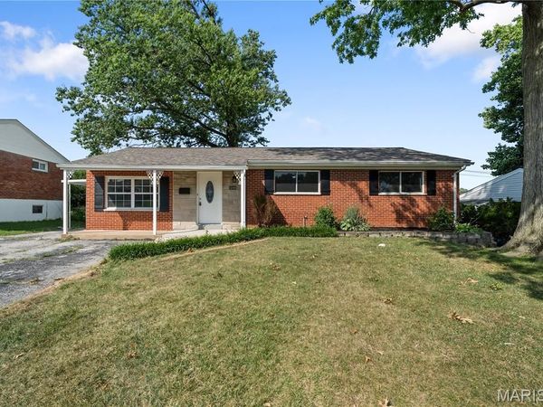 4349 Kay Lane , St Louis, MO 63123