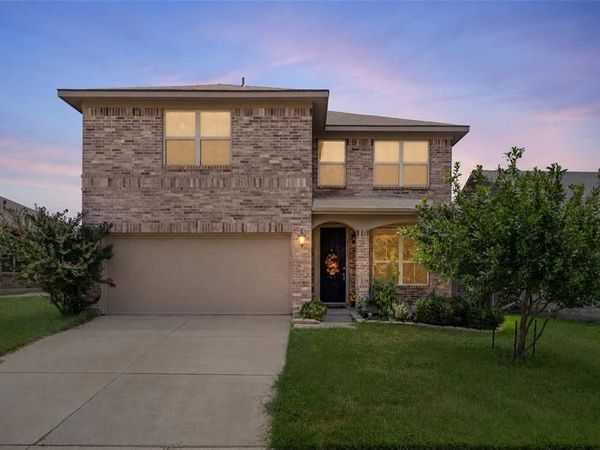 2917 Whitetail Chase Drive, Fort Worth, TX 76108