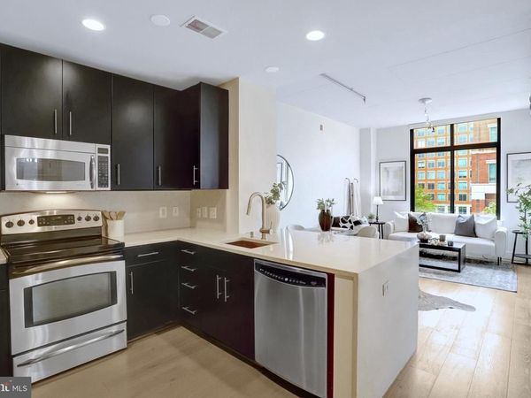 520 JOHN CARLYLE STREET, Unit 320, ALEXANDRIA, VA 22314