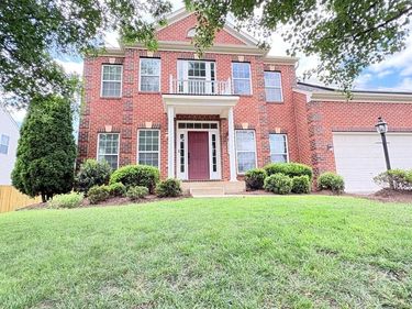 8864 PENNOCK COURT , BRISTOW, VA 20136
