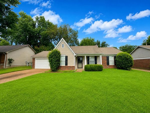 2624 APPLING CREST DR, Memphis, TN 38133