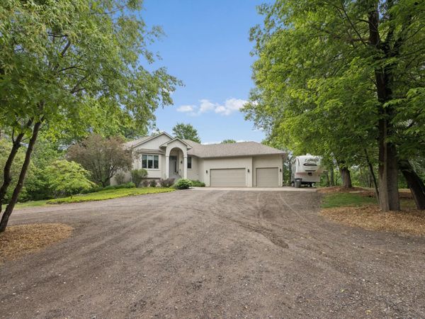 3882 219th Lane NE, East Bethel, MN 55011