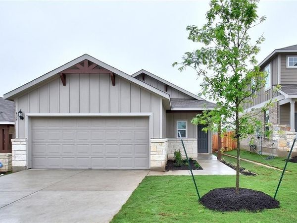 434 Eves Necklace DR, Buda, TX 78610