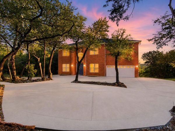 8204 Texas Plume RD, Austin, TX 78759