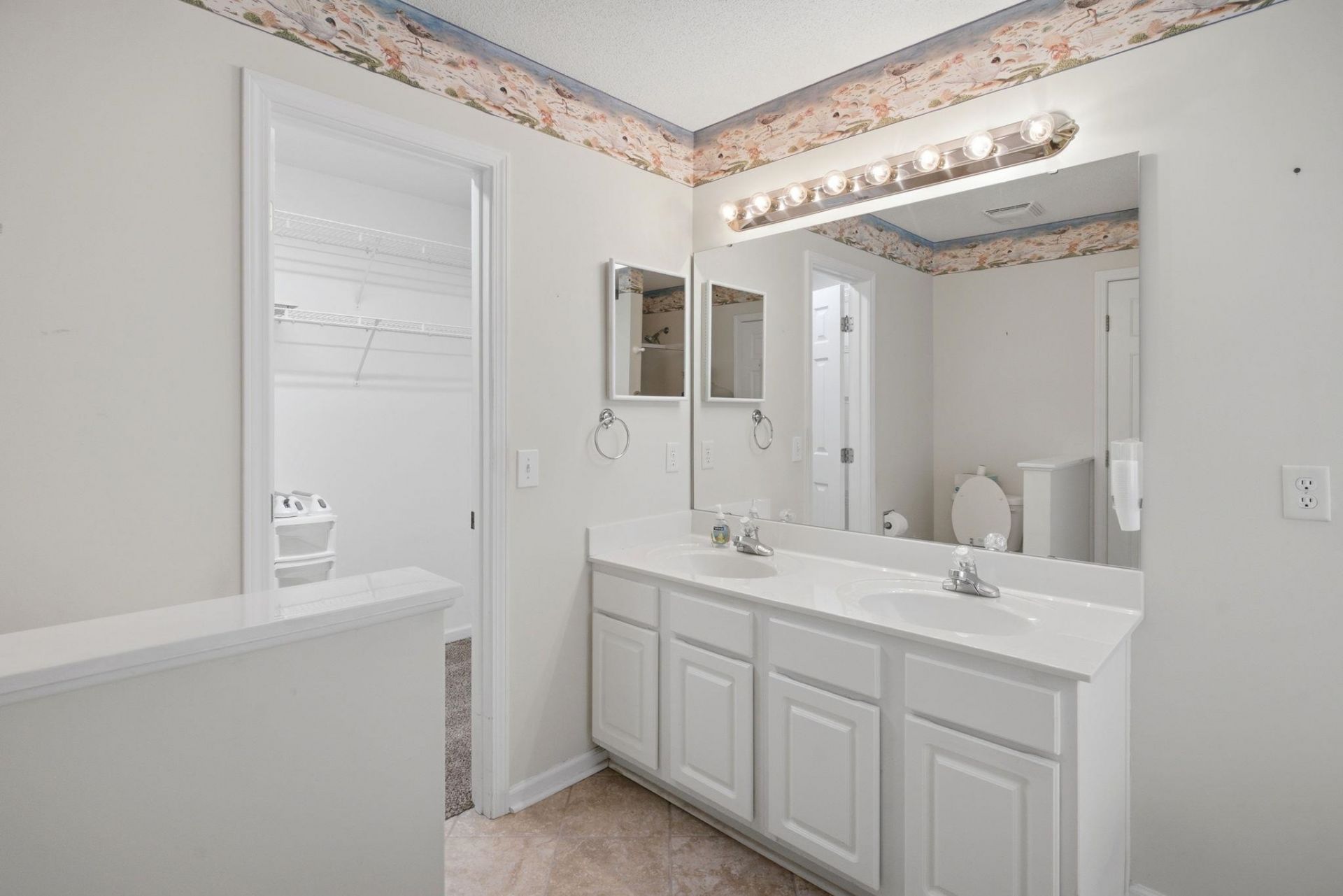 1037 Vestry Dr. Photo 21