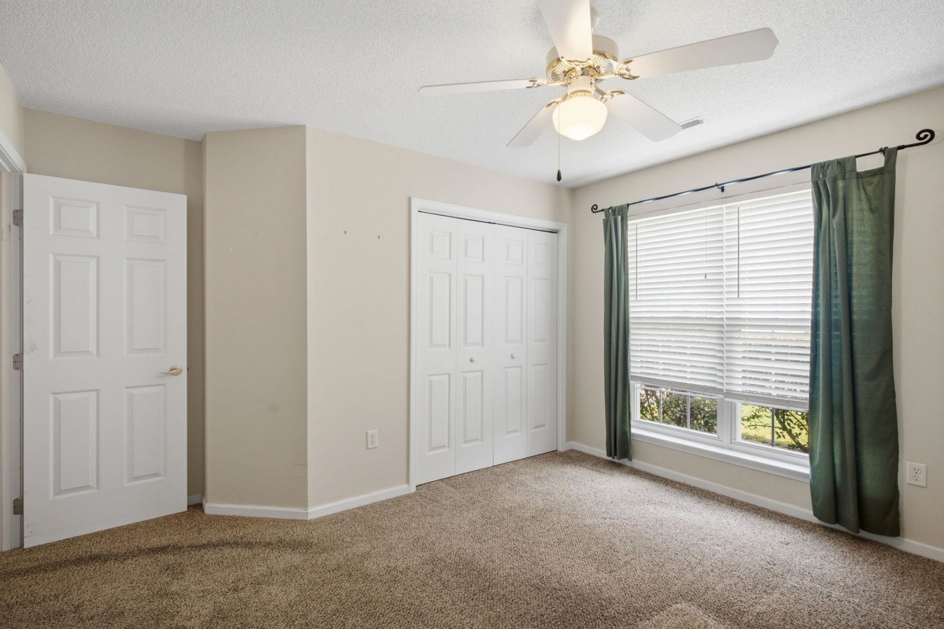 1037 Vestry Dr. Photo 28