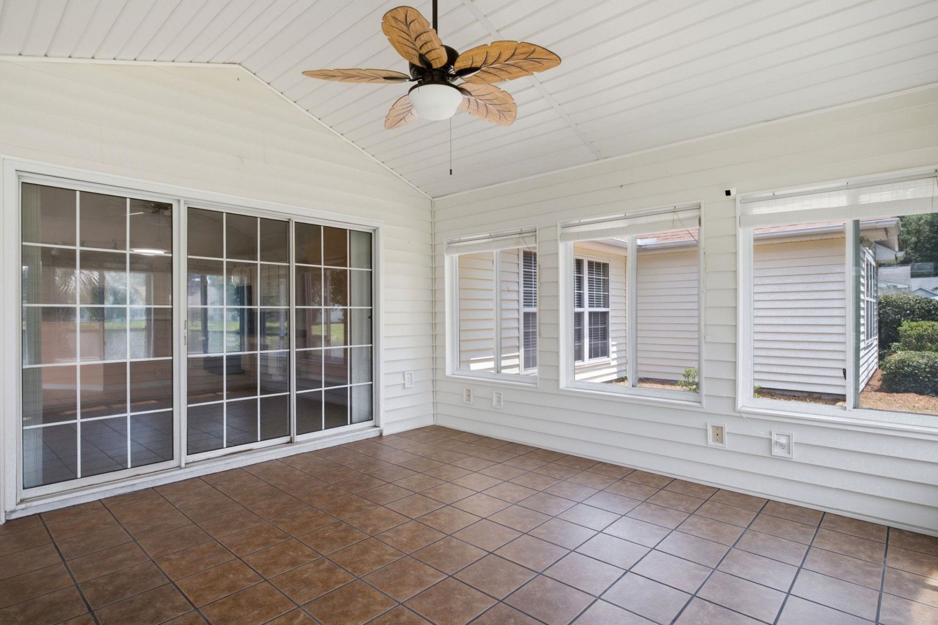 1037 Vestry Dr. Photo 31