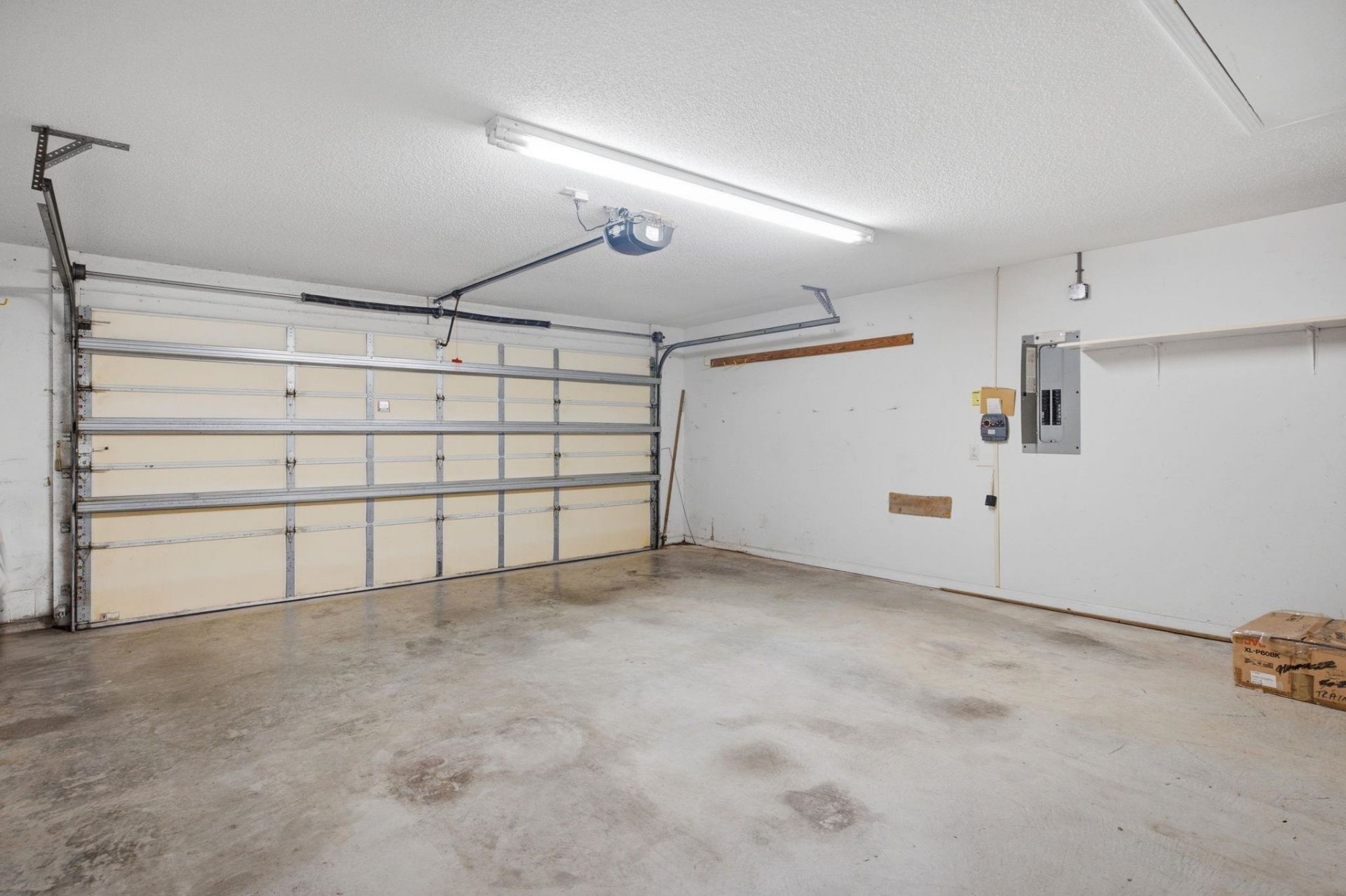 1037 Vestry Dr. Photo 35