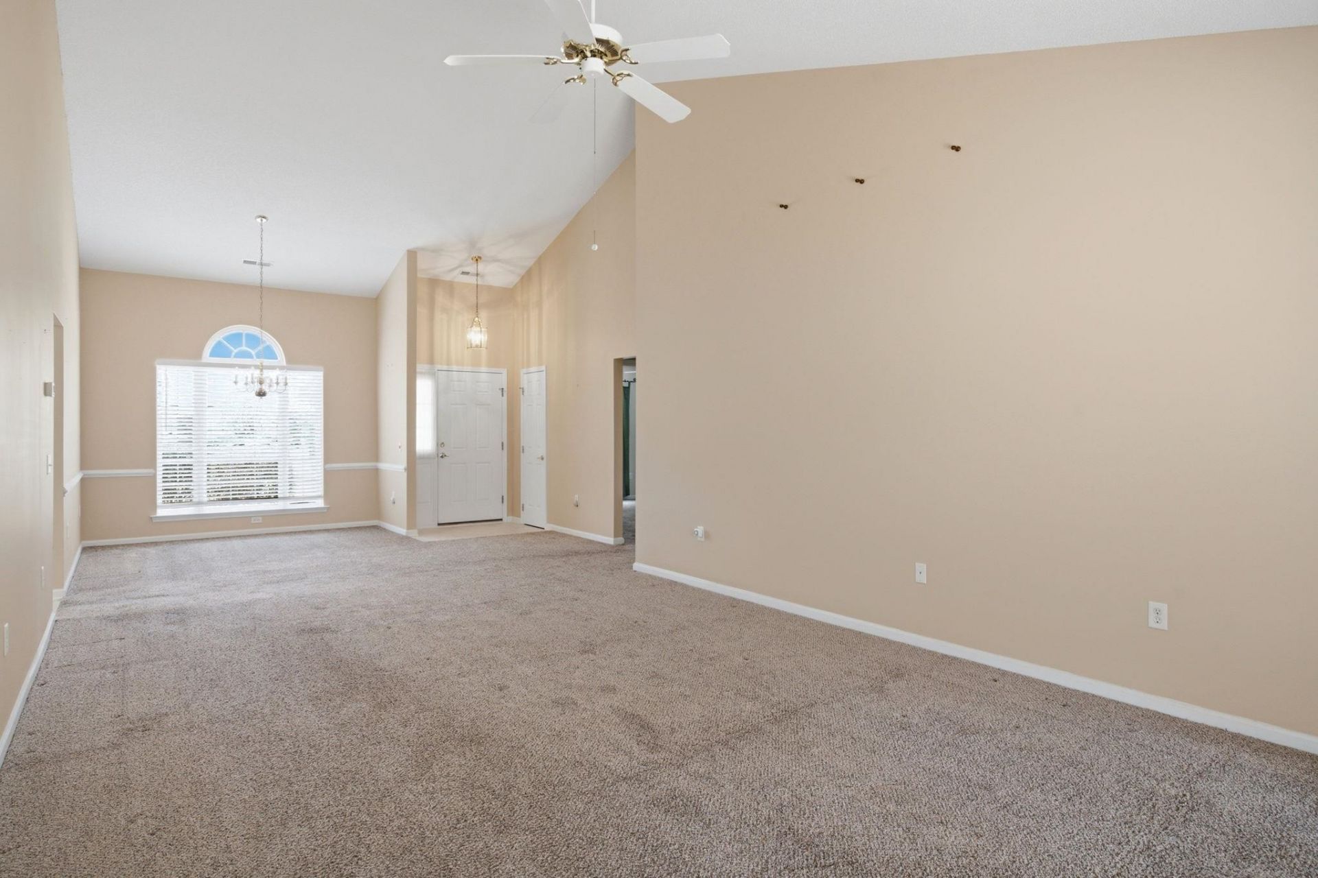 1037 Vestry Dr. Photo 9