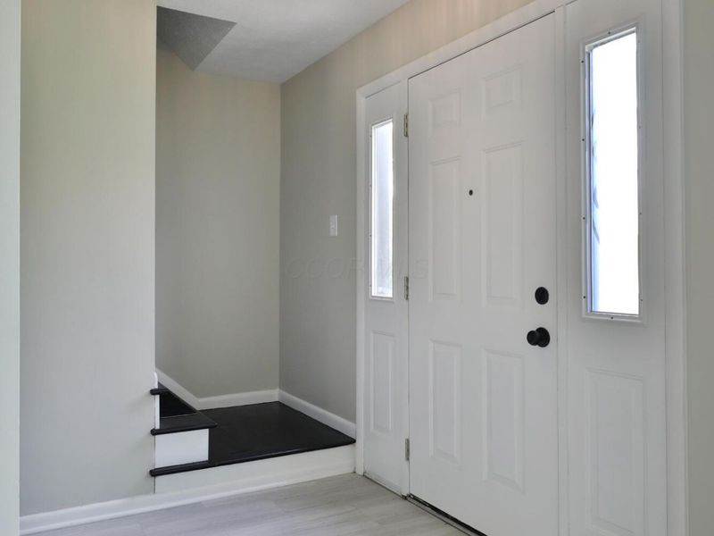 3257 Kenray Drive , Columbus, OH 43219 Photo 3