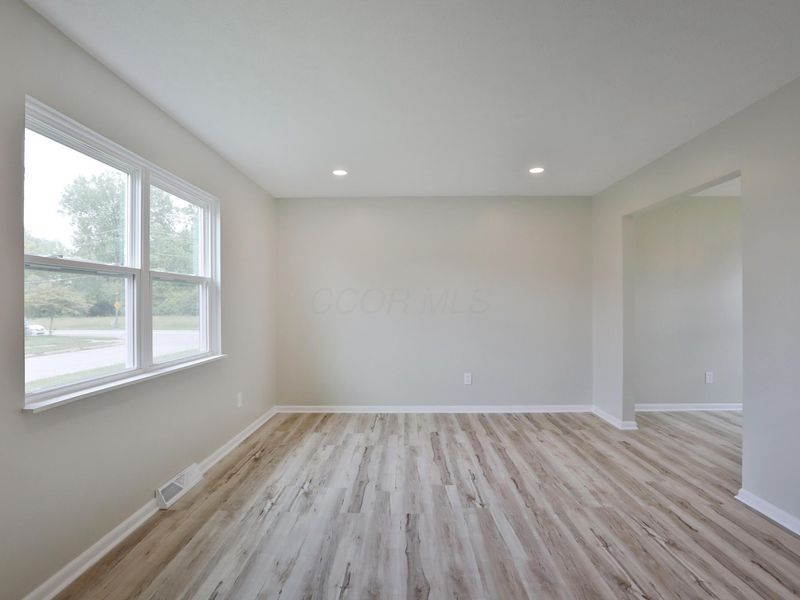 3257 Kenray Drive , Columbus, OH 43219 Photo 5