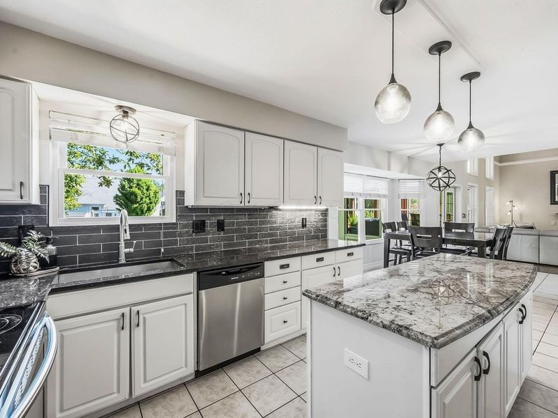2549 Carla Drive , Lewis Center, OH 43035 Photo 15