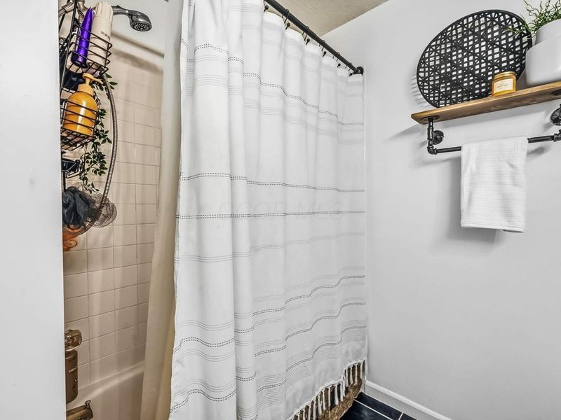2549 Carla Drive , Lewis Center, OH 43035 Photo 37