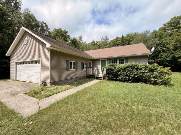 5509n Michigan 77, Germfask, MI 49836