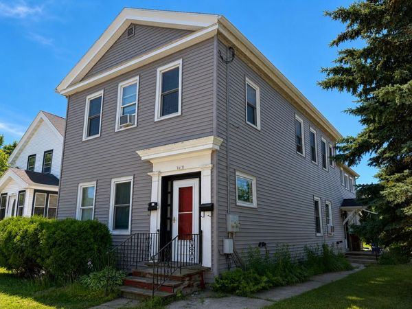 1413 Clark St, Manitowoc, WI 54220