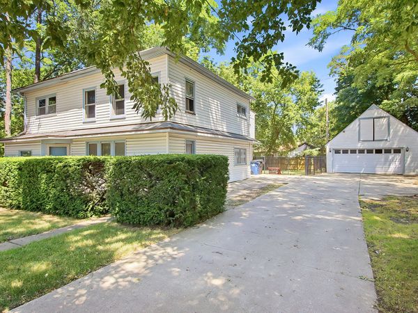 2910 Northwestern Ave, Racine, WI 53404