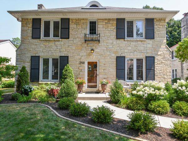 2510 N Harding Blvd, Wauwatosa, WI 53226