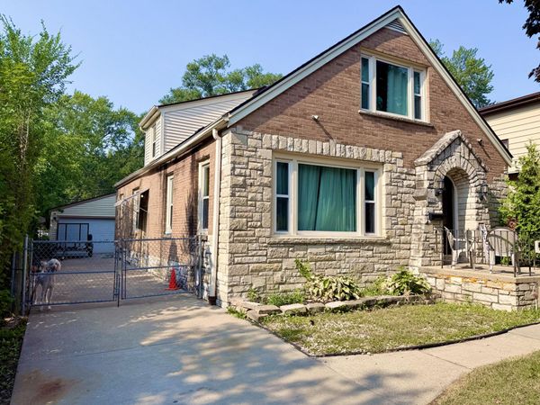 2506 W Ramsey Ave W, Milwaukee, WI 53221