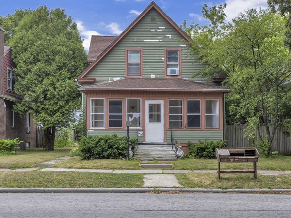 1628 N 12th St, Unit 1628A, Sheboygan, WI 53081