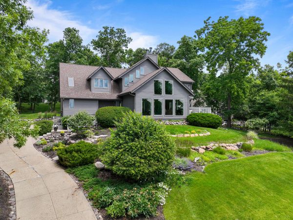 1085 Saratoga Ln, Unit 3-17, Geneva, WI 53147