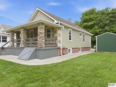 2318 S 7th Street, Omaha, NE 68108