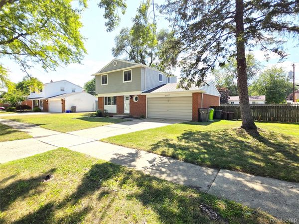 36817 Barr Street, Clinton Township, Mi 48035