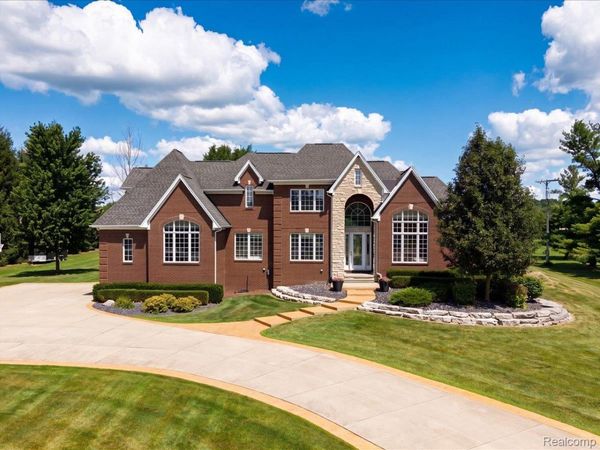 21901 31 Mile Road, Ray Township, Mi 48096