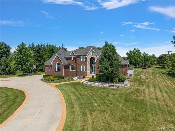 21901 31 Mile Road, Ray Township, Mi 48096