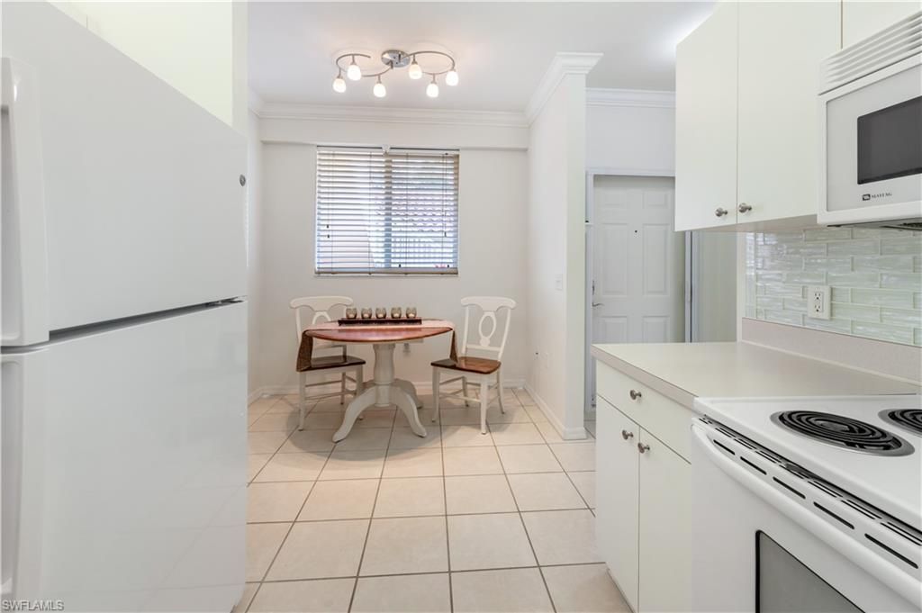 431 Valerie Way , Unit 103, Naples, FL 34104 Photo