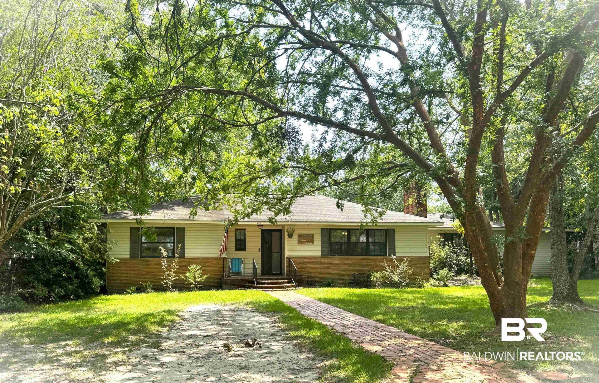 423 W Marigold Avenue, Foley, AL 36535 Main Photo