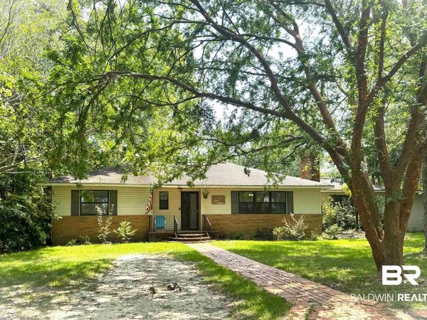 423 W Marigold Avenue, Foley, AL 36535