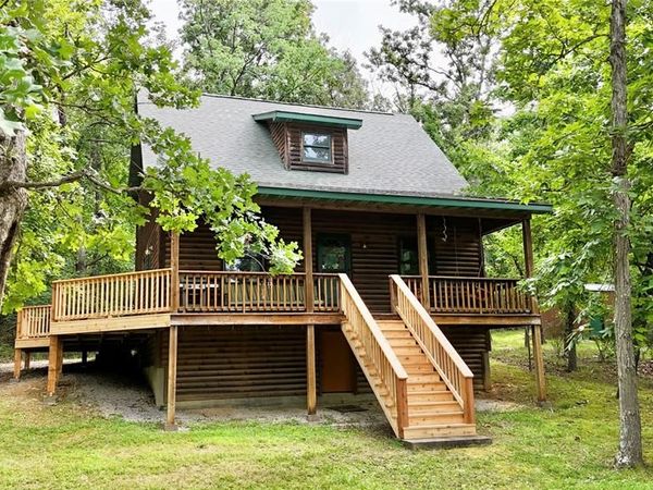 1104 Port Perry Drive , Perryville, MO 63775
