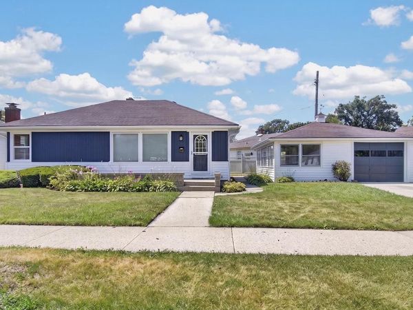 7836 24th AVENUE, Kenosha, WI 53143