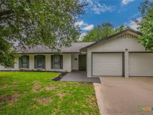 213 E Upshaw Avenue , Temple, TX 76501