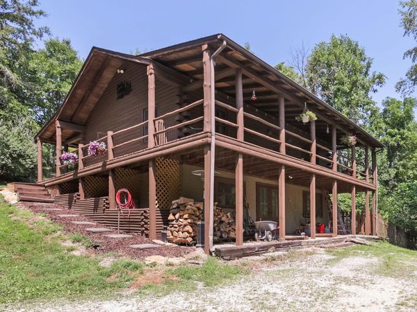 5595 Sheets Road, Logan, OH 43138