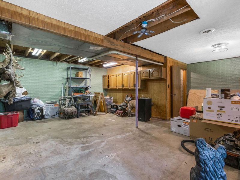 5595 Sheets Road, Logan, OH 43138 Photo 33