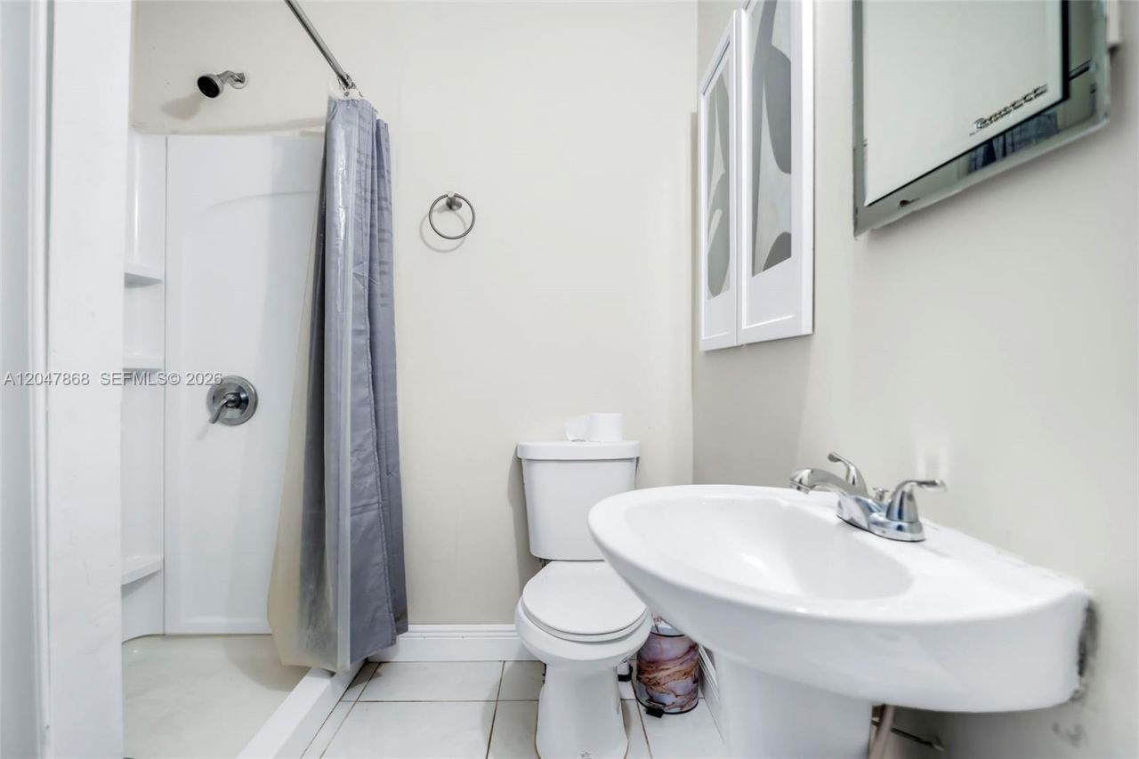 4230 NW 23rd Ct , Lauderhill, FL 33313 Photo