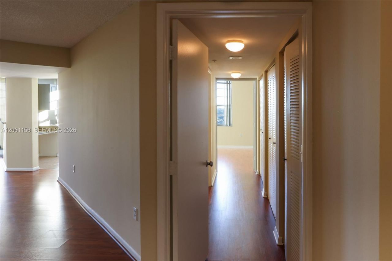 520 SE 5th Ave , Unit 1603, Fort Lauderdale, FL 33301 Photo
