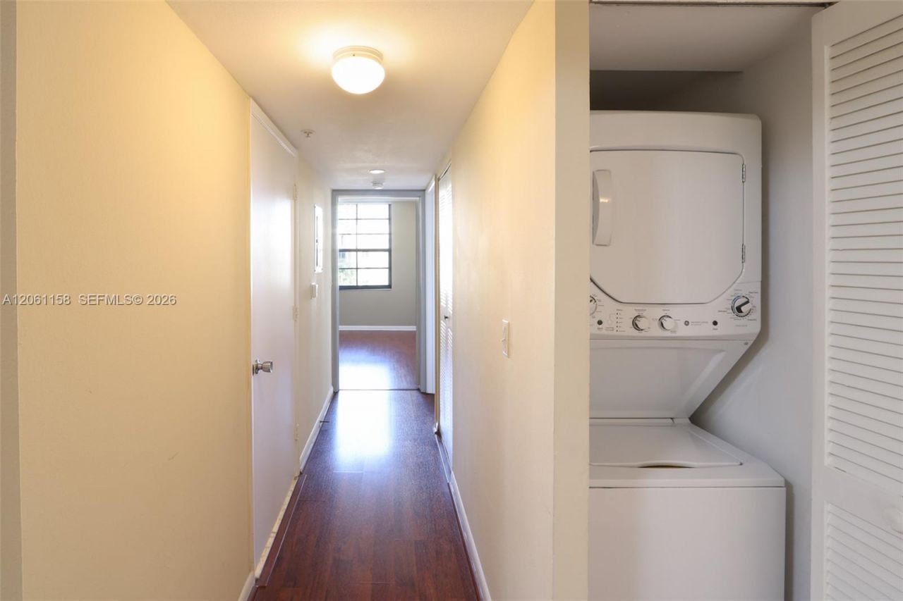 520 SE 5th Ave , Unit 1603, Fort Lauderdale, FL 33301 Photo