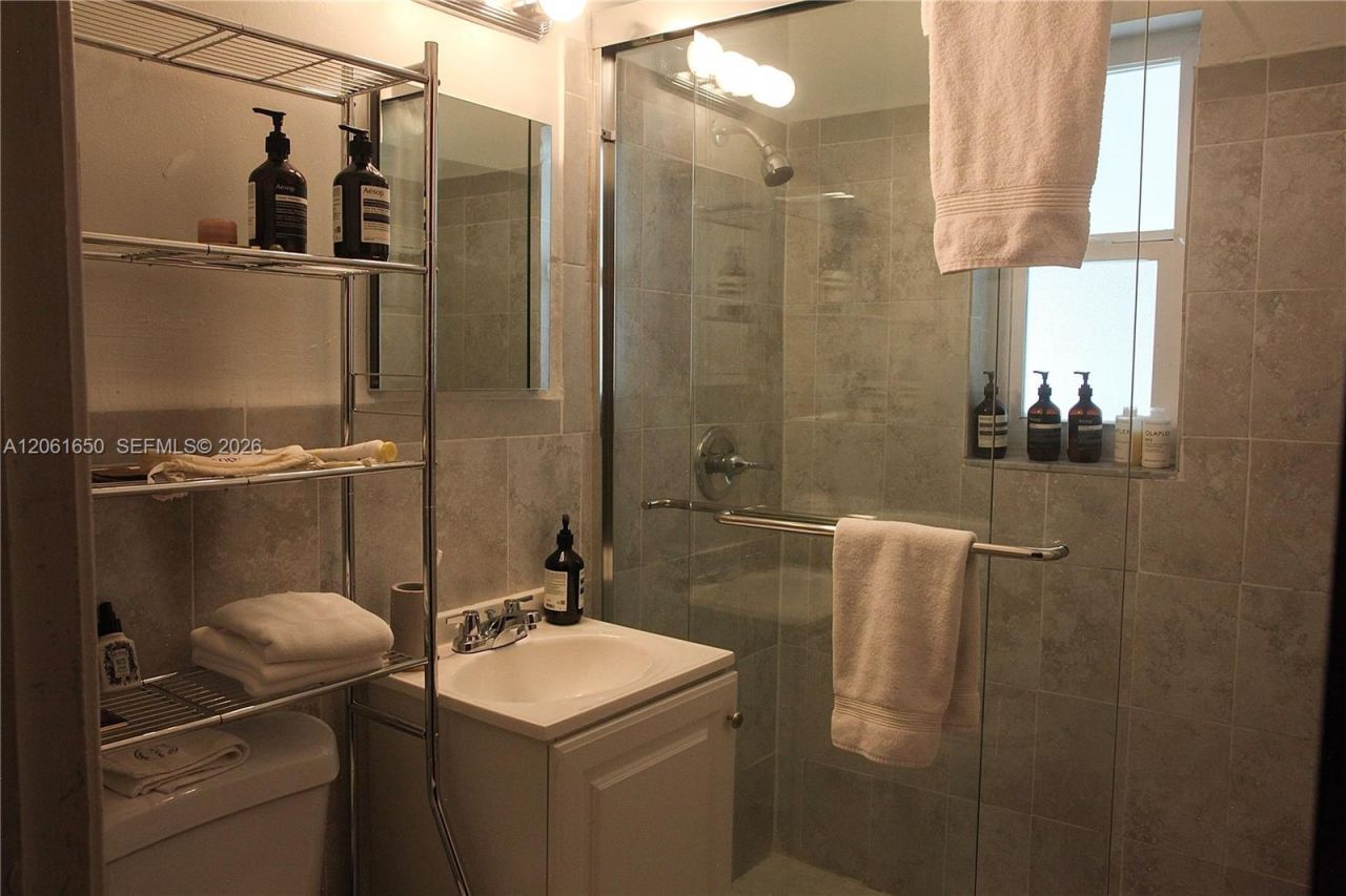 161 NW 41st St, Miami, FL 33127 Photo