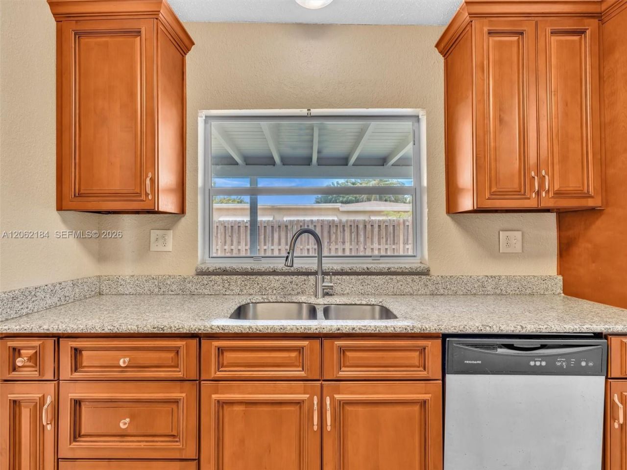 1065 NW 68th Ter, Margate, FL 33063 Photo