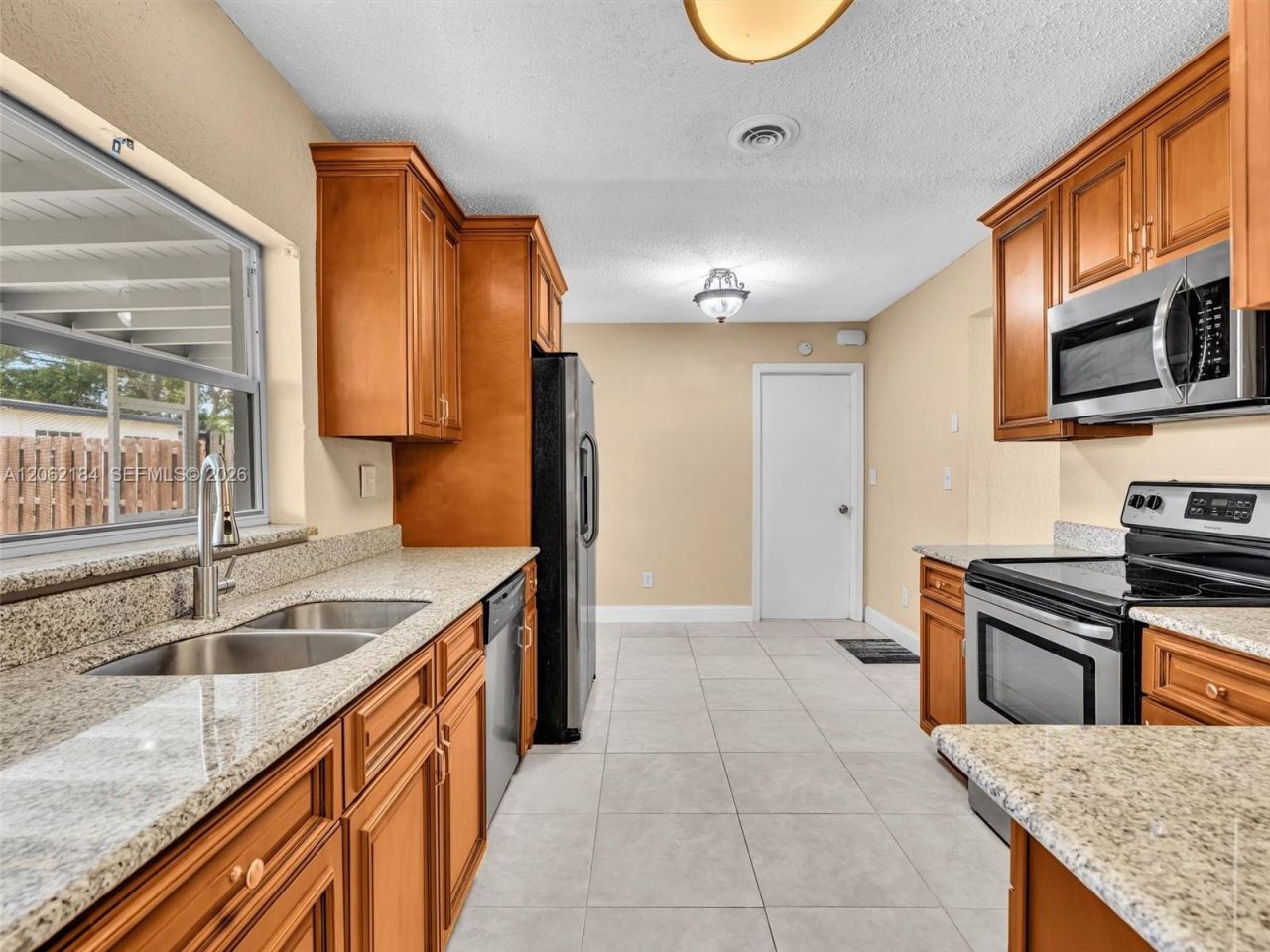 1065 NW 68th Ter, Margate, FL 33063 Photo