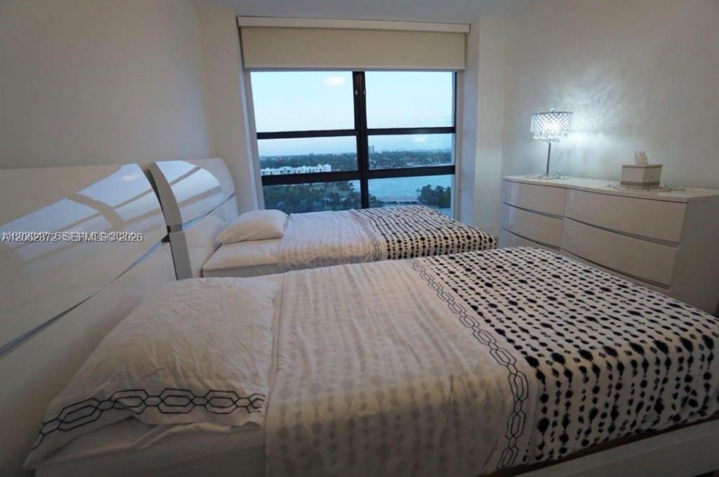 600 NE 36th St, Unit 1214, Miami, FL 33137 Photo