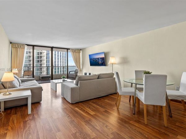 555 NE 15th St , Unit 14G, Miami, FL 33132