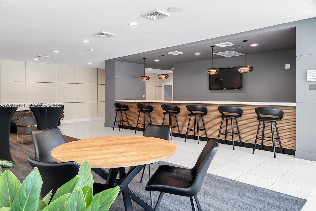 1250 S Miami Ave , Unit 1912, Miami, FL 33130 Photo
