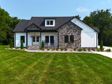 2919 Friendship Road, Eddyville, KY 42038