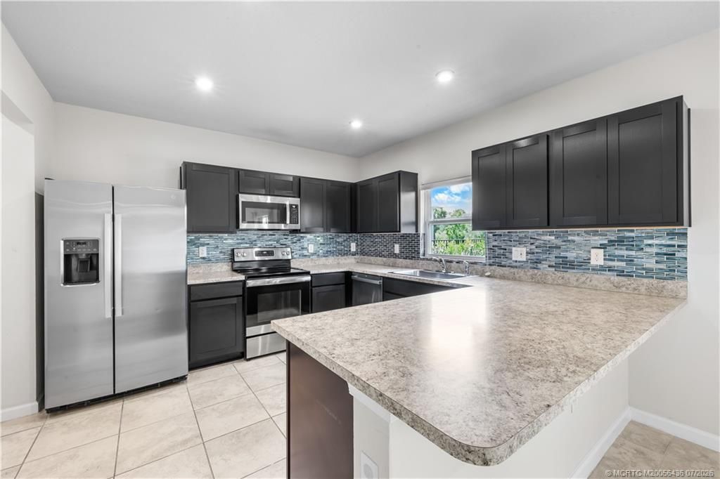 359 Clementine Road, Fort Pierce, FL 34981 Photo