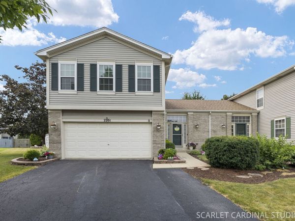 2201 Hollister Court , Plainfield, IL 60586