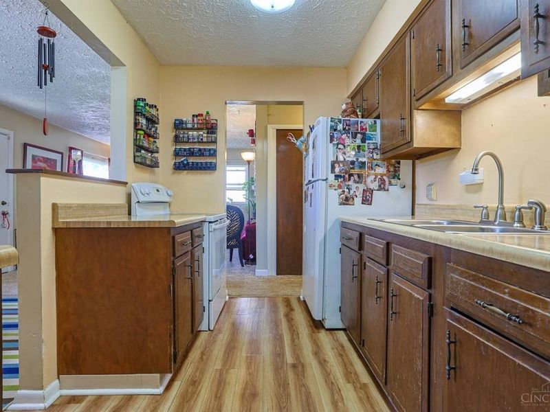 6624 Flagstone Court, Cincinnati, OH 45239 Photo 10