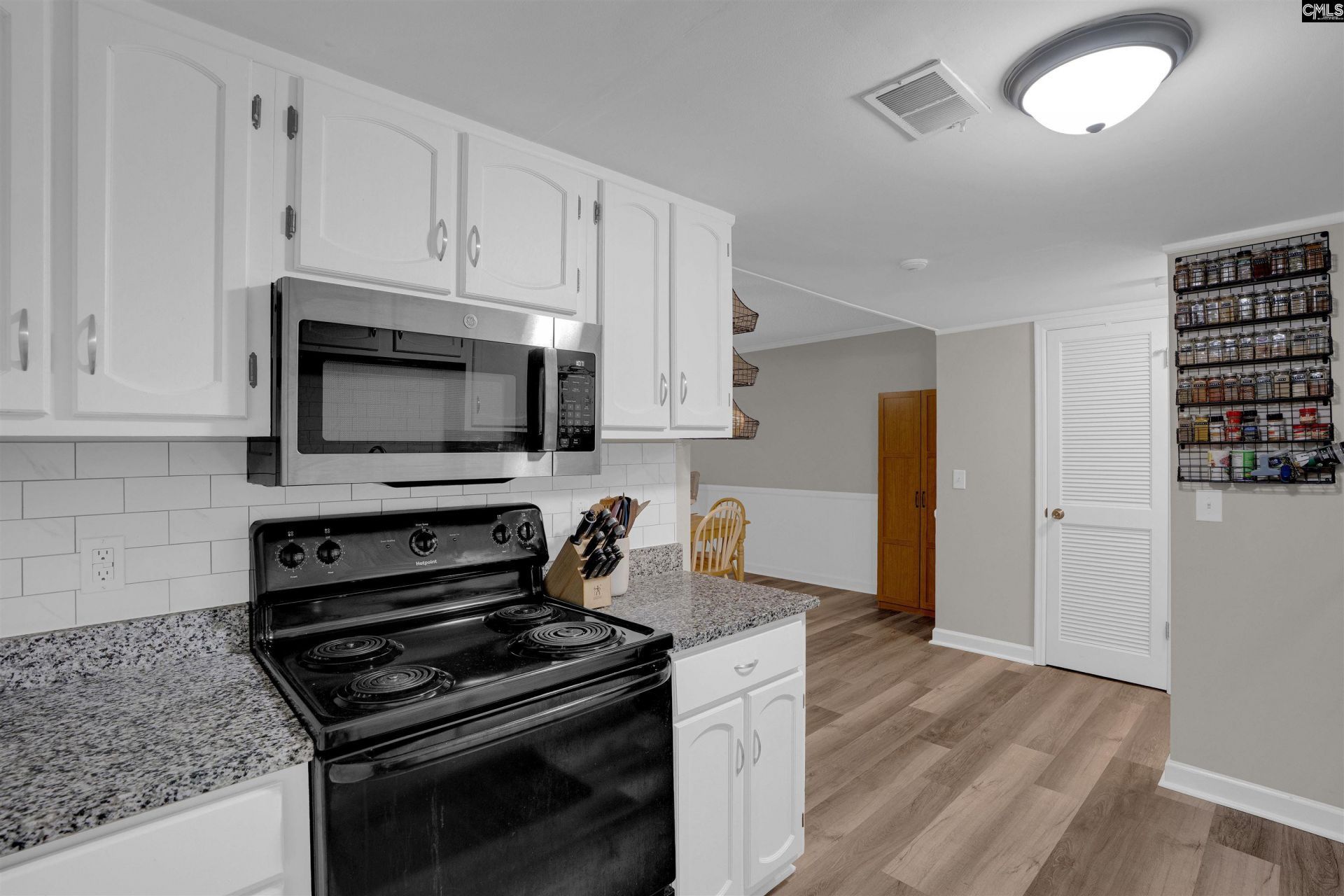 345 Rutledge Place  Photo 13